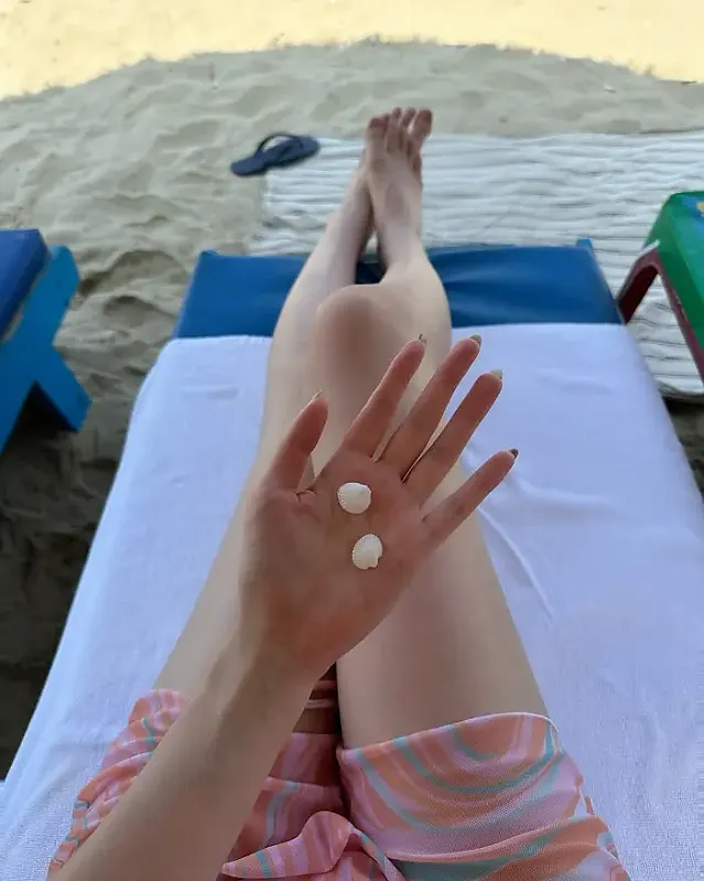 피자랑 맥주 잔뜩먹고 뛰어들었던 바다는 평생 못잊을거야 instagram for eunhea_2