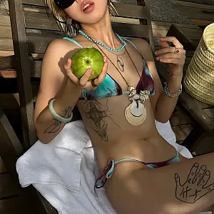 갑자기 ? 휴가 instagrm for naras._