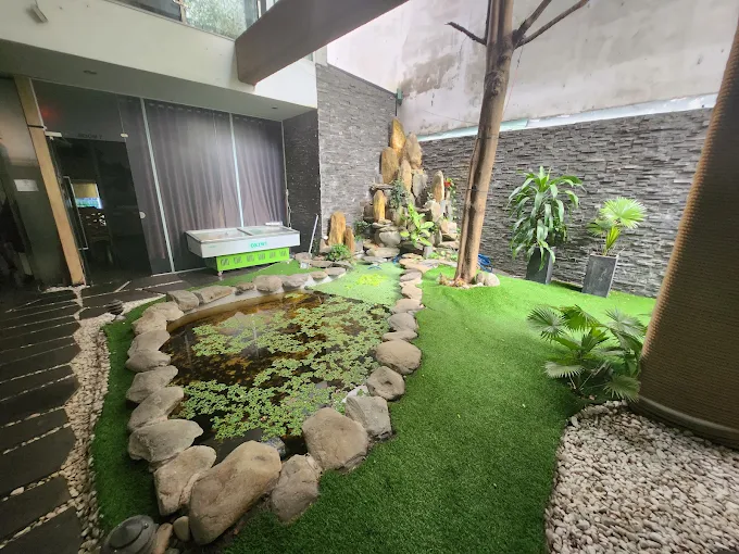 베트남 최초 원조 착석식당 금강