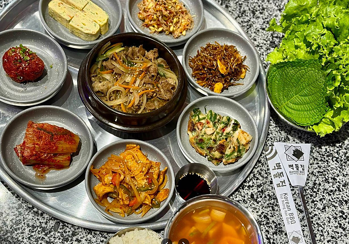 7군 푸미흥  벽돌집 냉삼 전문점