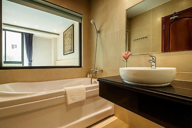 발렌타인 호텔 BALLANTINE HOTEL [7군 푸미흥]