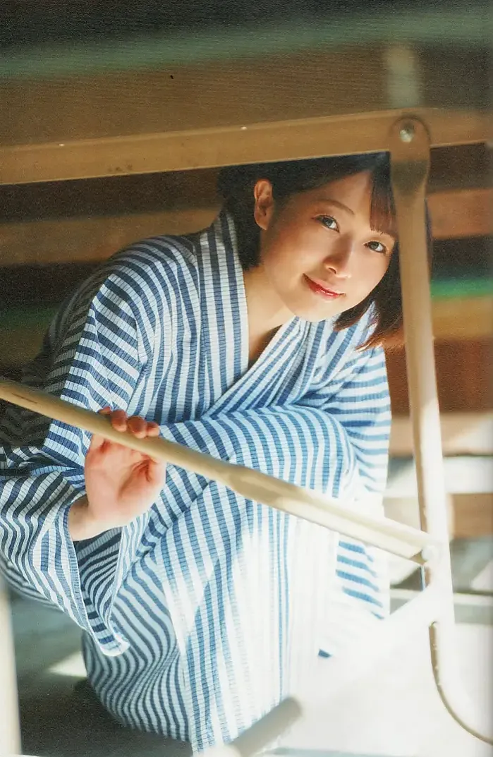 아베 와카나, 첫 번째 사진집 「사랑받을 예감」 Set.03