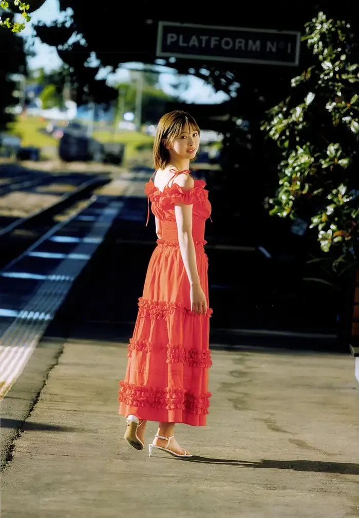 토미타 스즈카 사진집 「스즈카 서킷」 Set.04