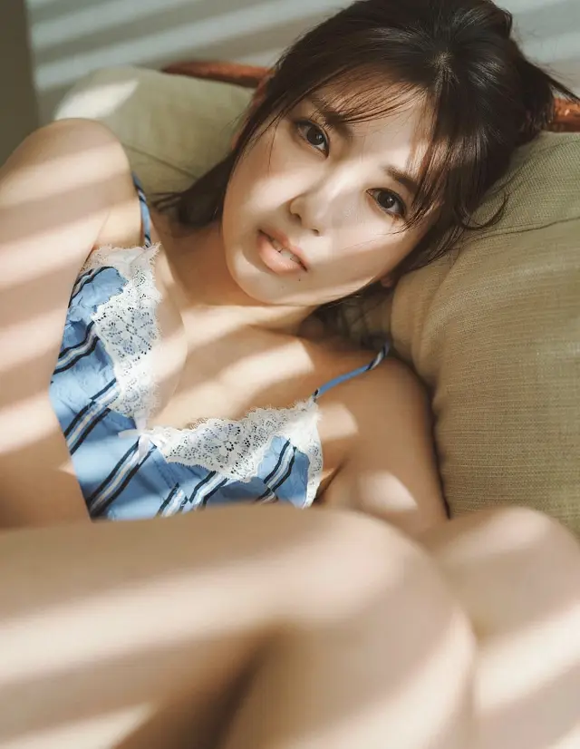 사와구치 아이카 B.L.T Graph 2025년 10월호 Vol.112