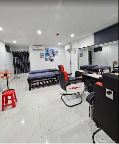 [나트랑]  나트랑 가족 이발관  시내 근처