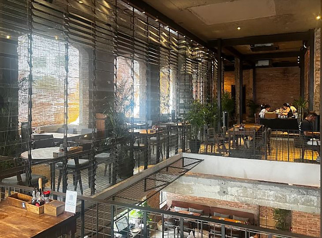 호치민 미술랭 선정 피자 맛집 Pizza 4P's 포피스 (호치민 전지역) 본점 1군벤탄시장