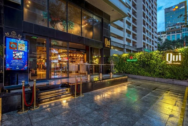 꾸이Qui 다이닝 라운지 QUI – CUISINE – MIXOLOGY (1군 레탄통)