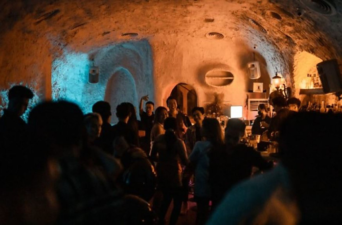 현지인들 핫플레이스 라바 라운지  LAVA Bar & Lounge (1군)