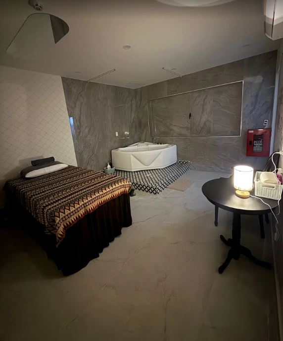 [7군 푸미흥] yuri스파 (불건마)