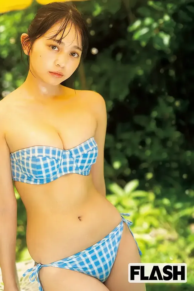 이노우에 모모, 호라이 마이, 이마이 사쿠라 플래시 2025년 11월 4일호