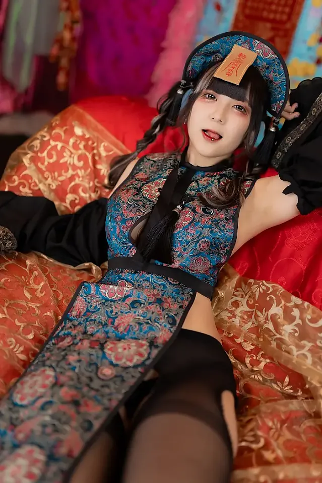 고나시 아이 사진집 「Nothing Colored 01」 Set.02