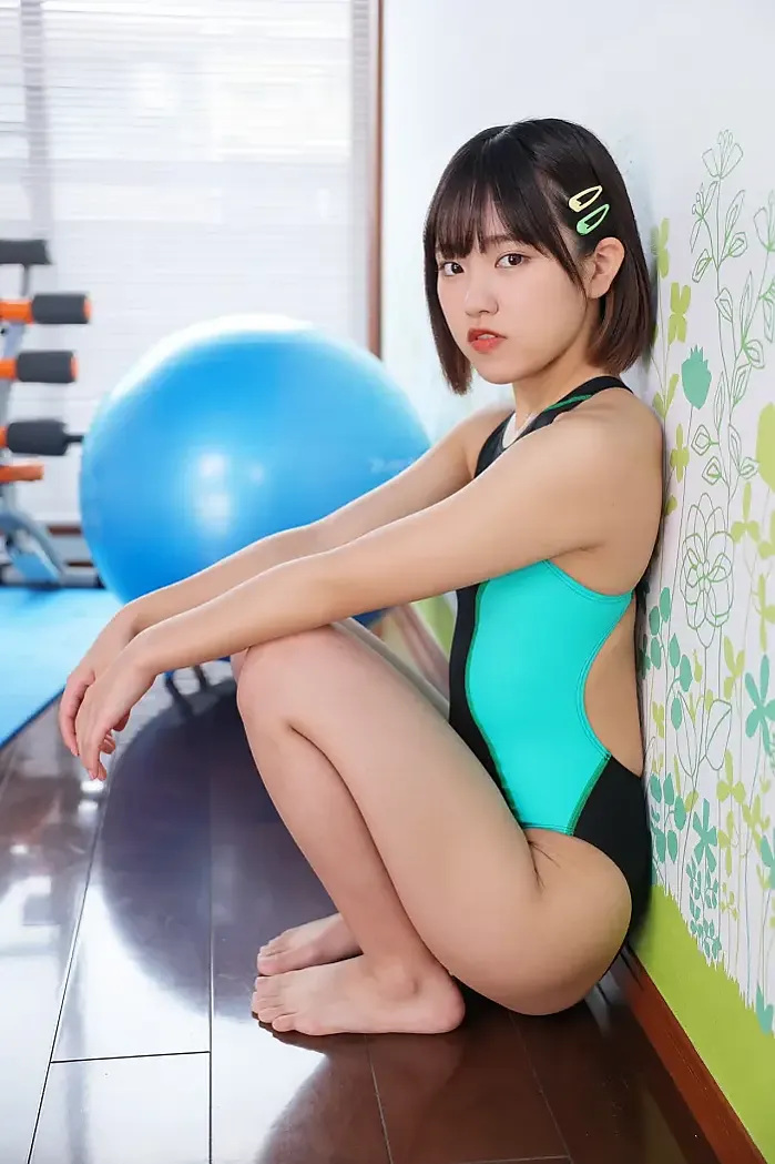 안주 코즈키 (香月杏珠)