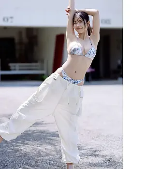 나나 나나세 Weekly Playboy 2025 No.22