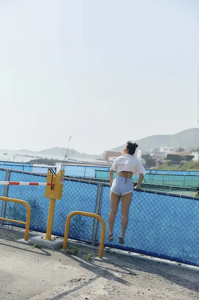 사와 미사키 FRIDAY Monthly Girl 미발표 Set.01