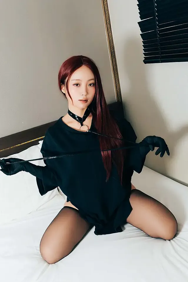 검은 눈, 하비아 포토북 「아웃도어」 Set.02