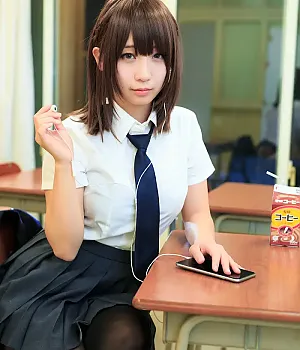 모에 이오리 사진집 (월요일의 그 아이) Set.04