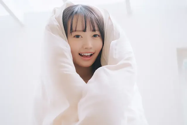 메이 하나다 위클리 플레이보이 플러스