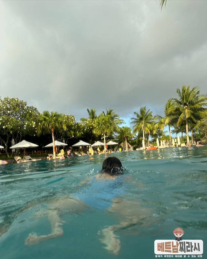 Amiana Resort and Villas Nha Trang 1월 15일 수영 진짜 너무 재밌당