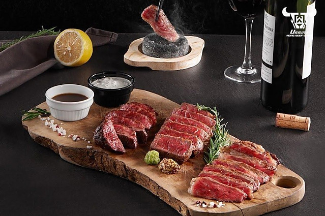 Ussina Sky 77 restaurant –  랜드마크  81 (Landmark 81)의 가장 높은 슈퍼 럭셔리 레스토랑 