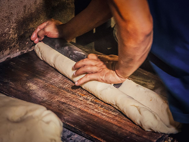 Cao Lầu 국수를 처음부터 만드는 Hội An 가족을 만나보세요