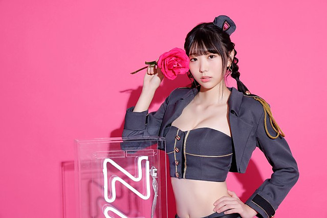 AV 배우 모모타 미츠키