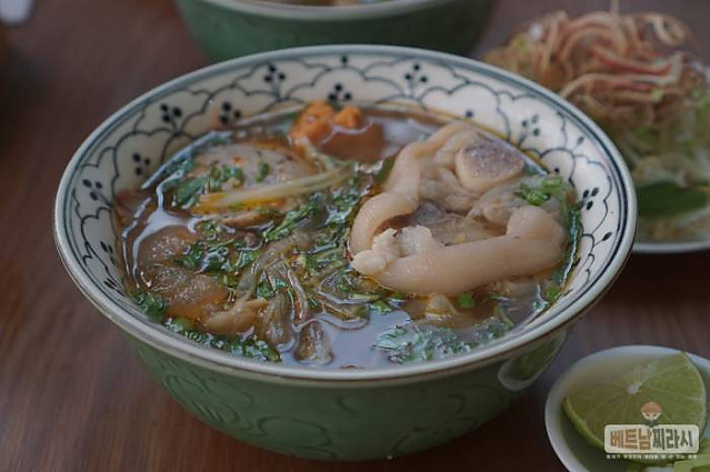 호치민 2군 쌀국수 맛집 “Bún kitchen”