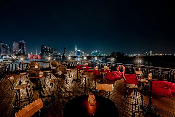 본사이 크루즈 (Bonsai Cruise)