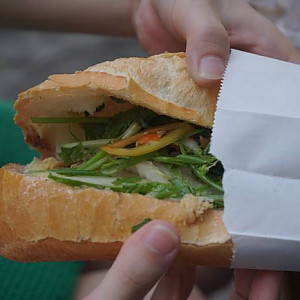 호치민 반미 맛집 “Bánh Mì Hồng Hoa”
