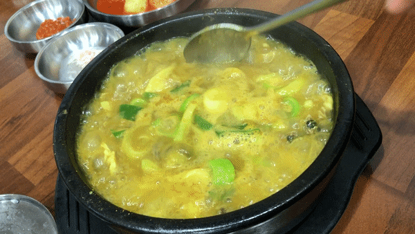 의외로 먹어본 사람들에게 평이 좋은 순대국밥