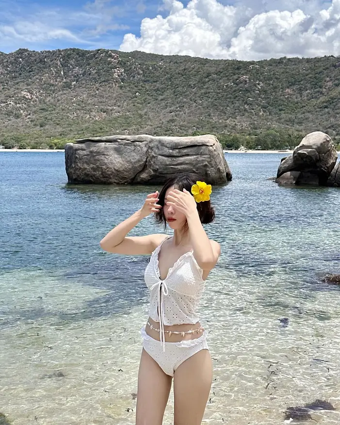태닝에 진심이긴한데 너무 화이트