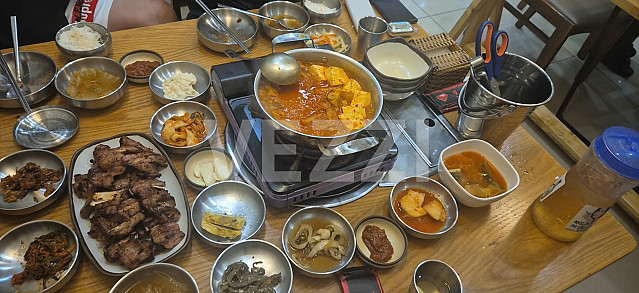 호치민 쪽갈비의 원조 푸미흥 월남집