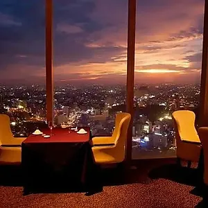 [기획 로맨틱 루프탑 식당시리즈]EON51 레스토랑 & 라운지 – 비텍스코 타워(EON51 Restaurant & Lounge – Bitexco Tower)