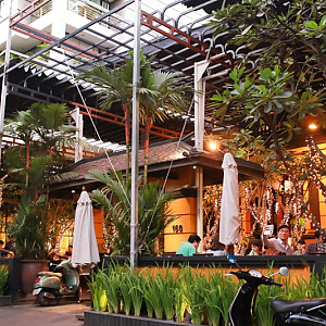 냐항 응온 Nhà hàng Ngon