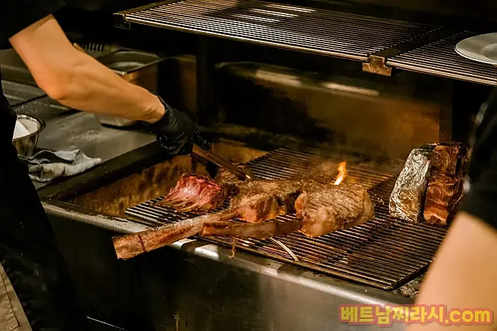 C's Steakhouse