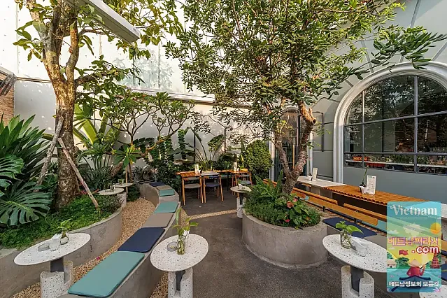 WKND Saigon 가족 친화적인 다이닝 컨셉 호주식 요리