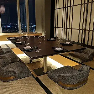 [기획 로맨틱 루프탑 식당시리즈] 토와(Towa) - 남키코이응이아(Nam Ki Khoi Nghia) 거리