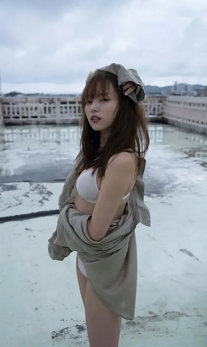 사야카 코무로 사진집 ‘장난과 미소’ Set.02