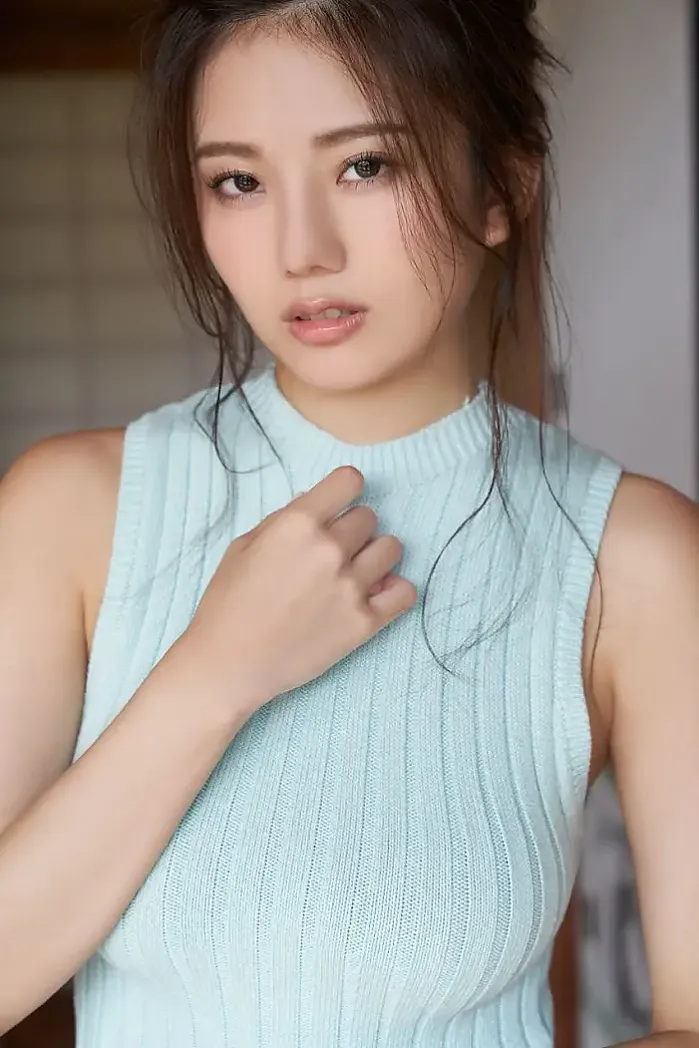 50대 돌싱과 결혼한 20대 청순글래머 아나운서