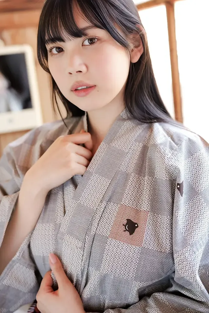 세이나 시노미, 사진집 「세이나 모드 유성을 보았다」 Set.01