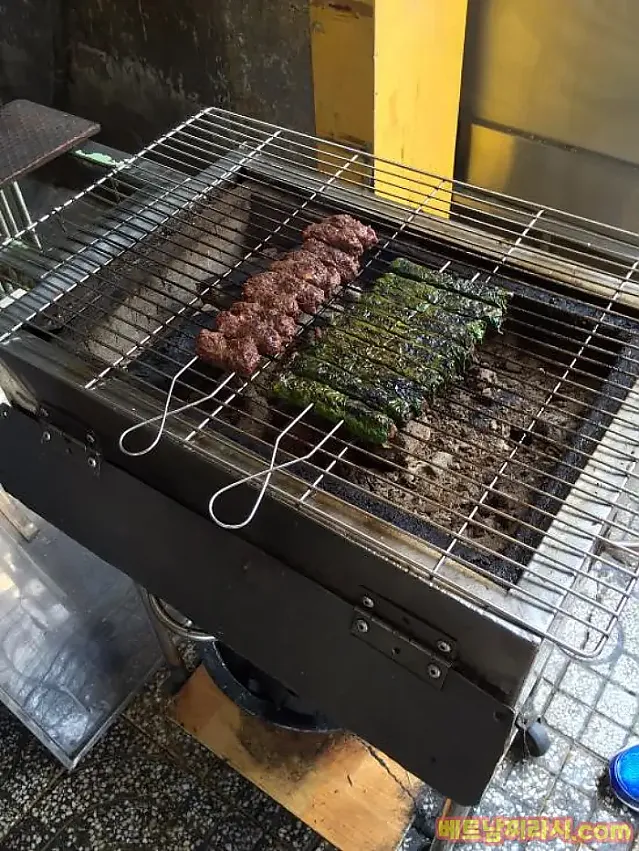 Quán Ăn Cô Liêng