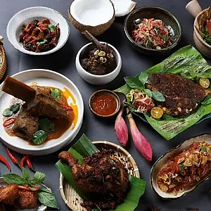 Lesung은 호치민시에서 말레이시아 식사를 재정의합니다