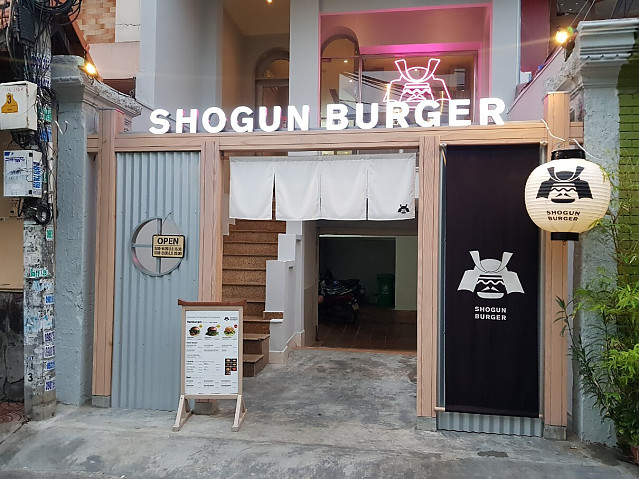 호치민 빈탄군 수제 버거 맛집 쇼군 버거(SHOGUN BURGER) 리뷰