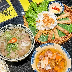 나트랑 미슐랭 맛집 안토이 체인점인데 정말 맛있을까?