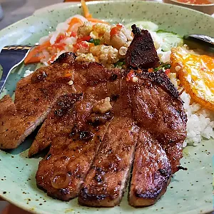 껌땀맛집 Cơm Tấm Sà Bì Chưởng - 179 Trần Bình Trọng