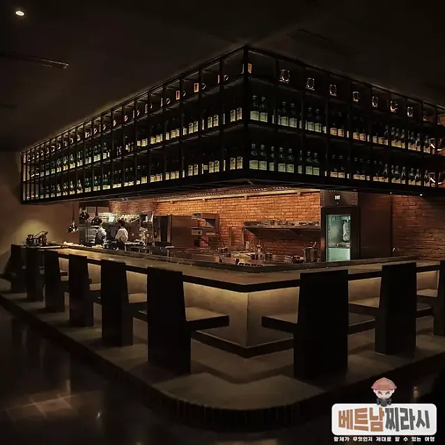 CoCo Dining & Whisky Bar