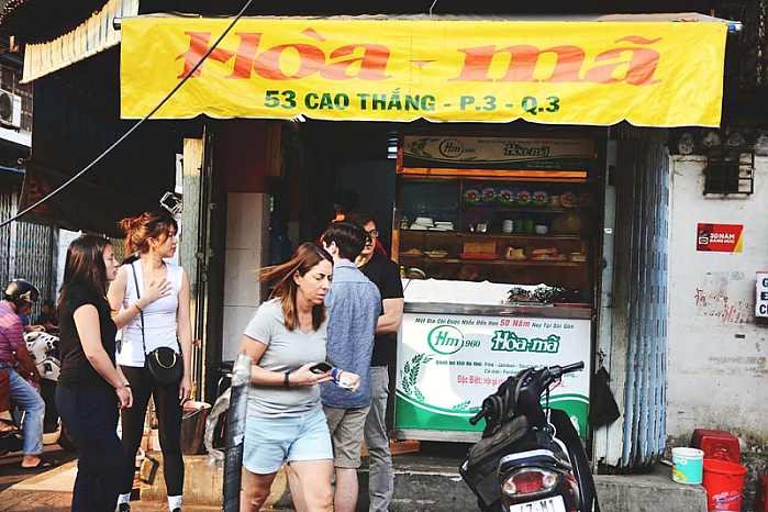 반세기가 넘는 역사를 지닌 호아마빵(Hoa Ma pan bread)은 사이공 사람들과 해외 베트남인들을 매료시킵니다.