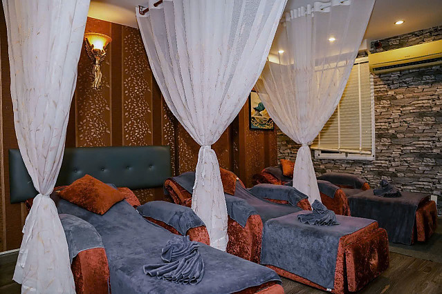 60 마사지&스파&피부관리샵 (7군푸미흥) 건마