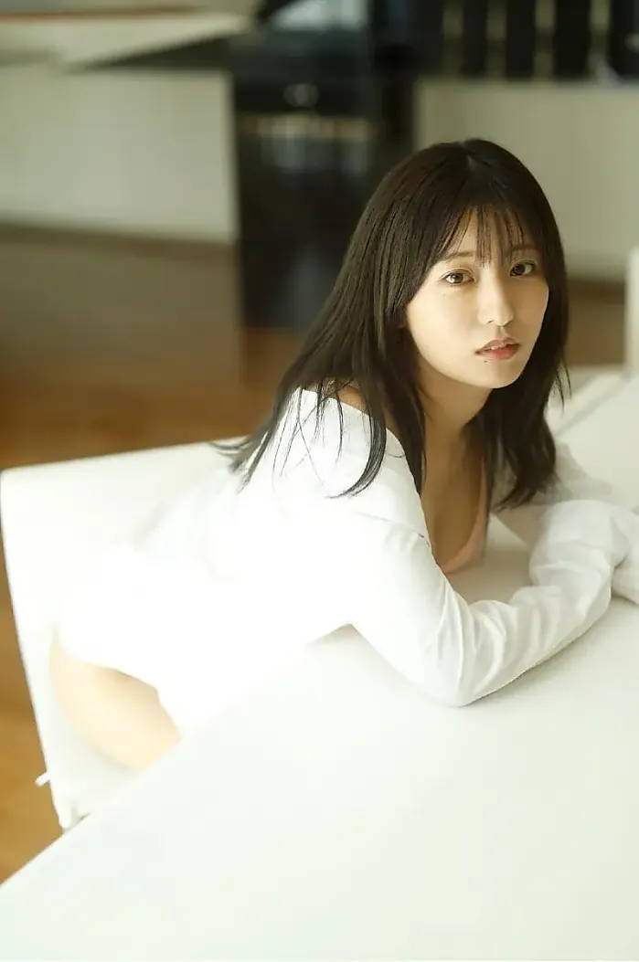 몸매 좋은 캘빈 클라인 ㅊㅈ