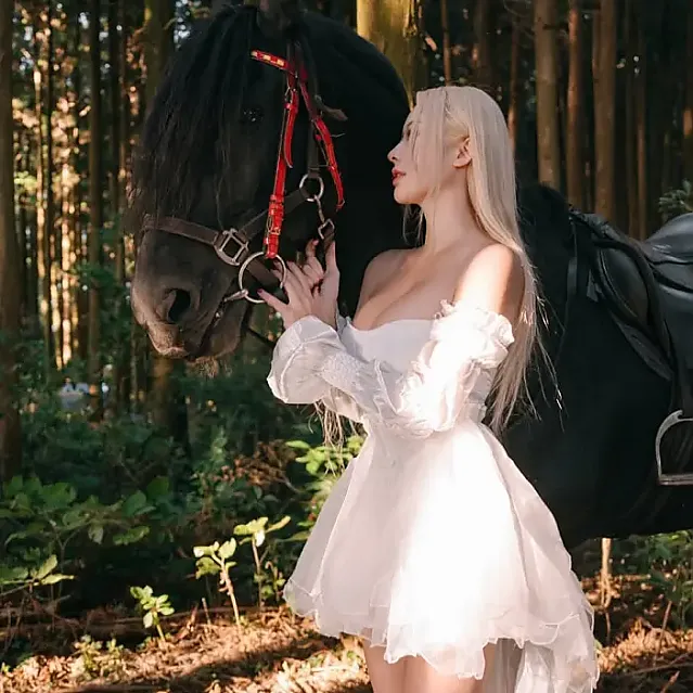 슾속의 애마부인