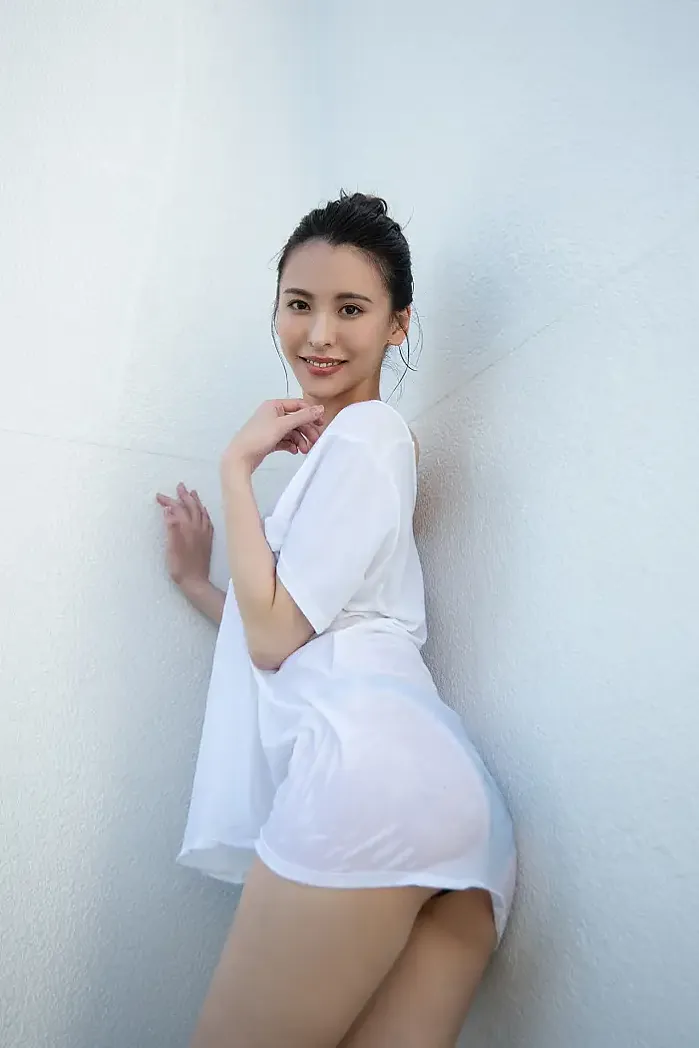 세나 나츠키, FLASH 디지털 사진집 「G컵의 미학」Set.06